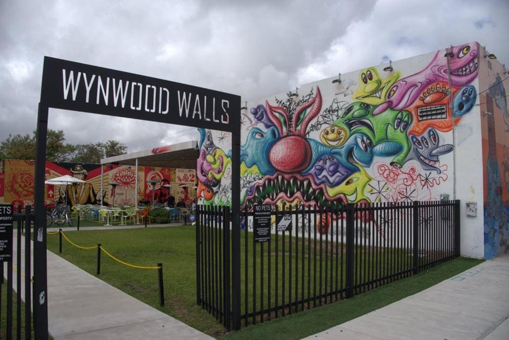 Quiet & Centrally Located House - Private Parking, Laundry And Storage For Luggage Miami Exterior photo