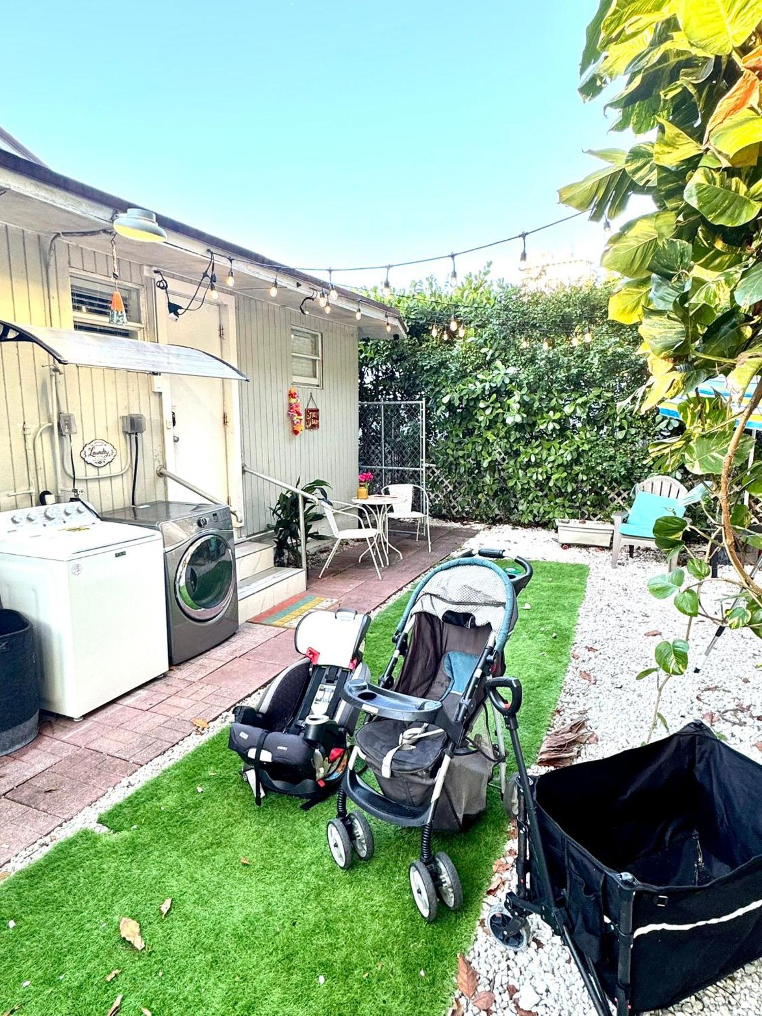Quiet & Centrally Located House - Private Parking, Laundry And Storage For Luggage Miami Exterior photo